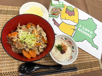 県民の日の昼食